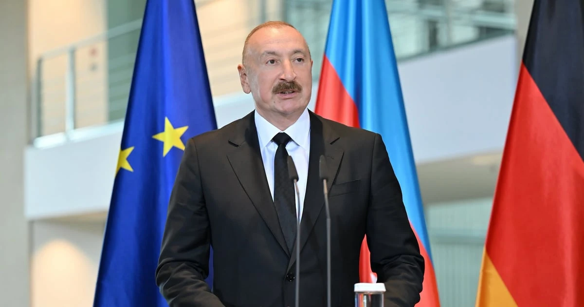 Канцлер Німеччини Фрідріх Мерц та президент Азербайджану Ільхам Алієв на спільній пресконференції 21 липня 2026 року
