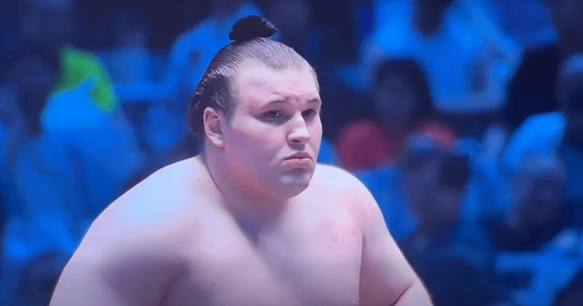 Український сумоїст Данило Явгусишин (Аонішікі Арата) на турнірі Nagoya Basho