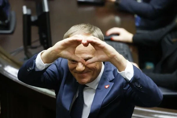Дональд Туск під час брифінгу в Люблінському воєводстві біля місця падіння ракети Х-101