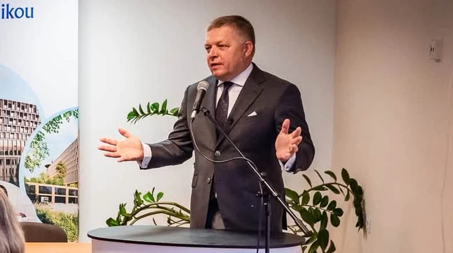 У Прешові Фіцо заявив, що Словаччина не братиме участі у конфліктах через 5 статтю НАТО