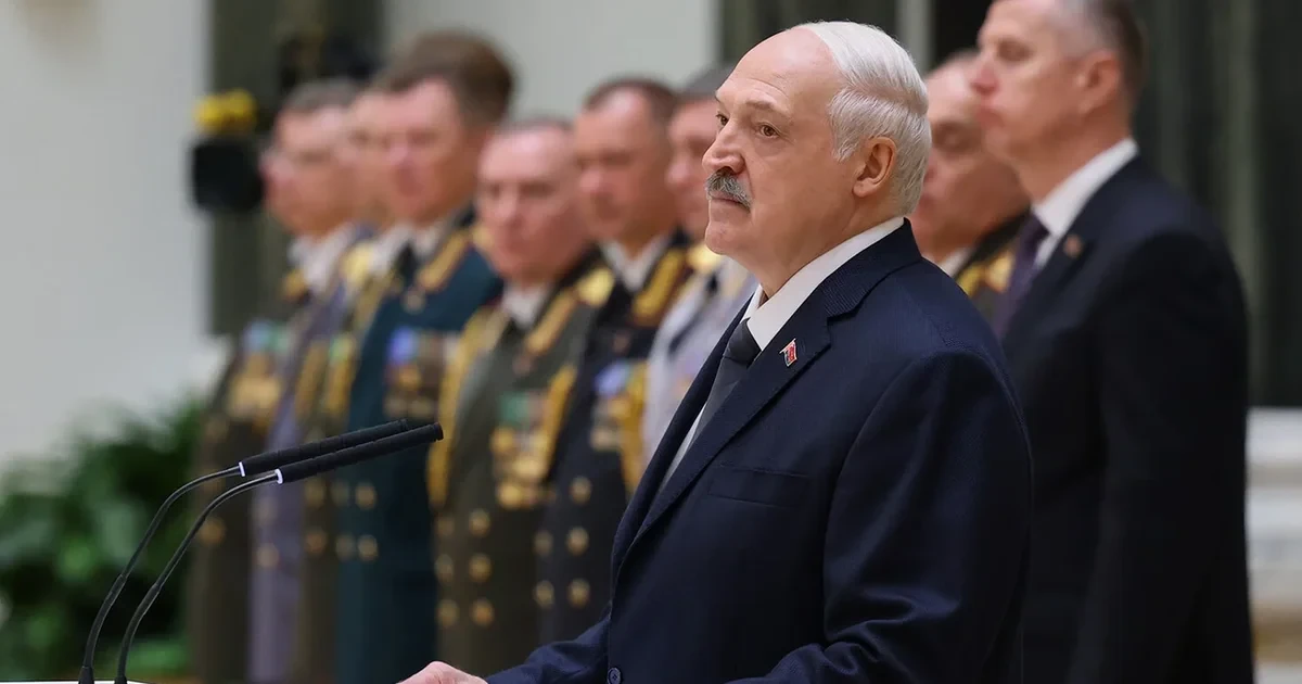 Лукашенко підписав указ про помилування 15 засуджених: підтверджено 13 політв’язнів