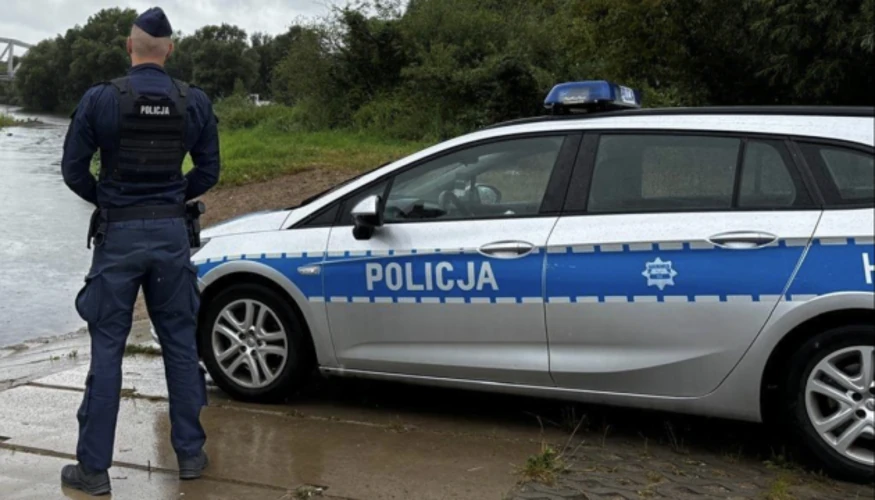 Ілюстративне фото Polska Policja до справи про підпал станції Starlink
