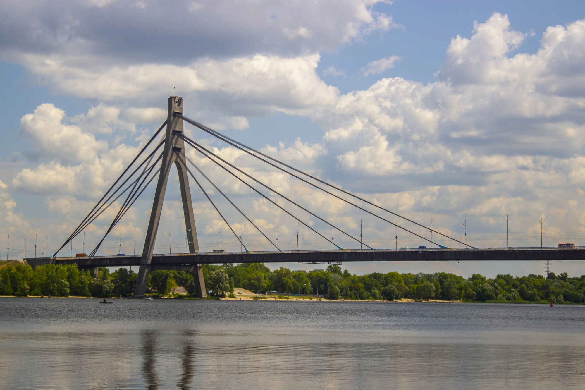 Удар по Північному мосту в Києві 3 жовтня: що відомо
